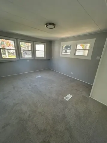 512 Canterbury Drive Exeter NH 03833