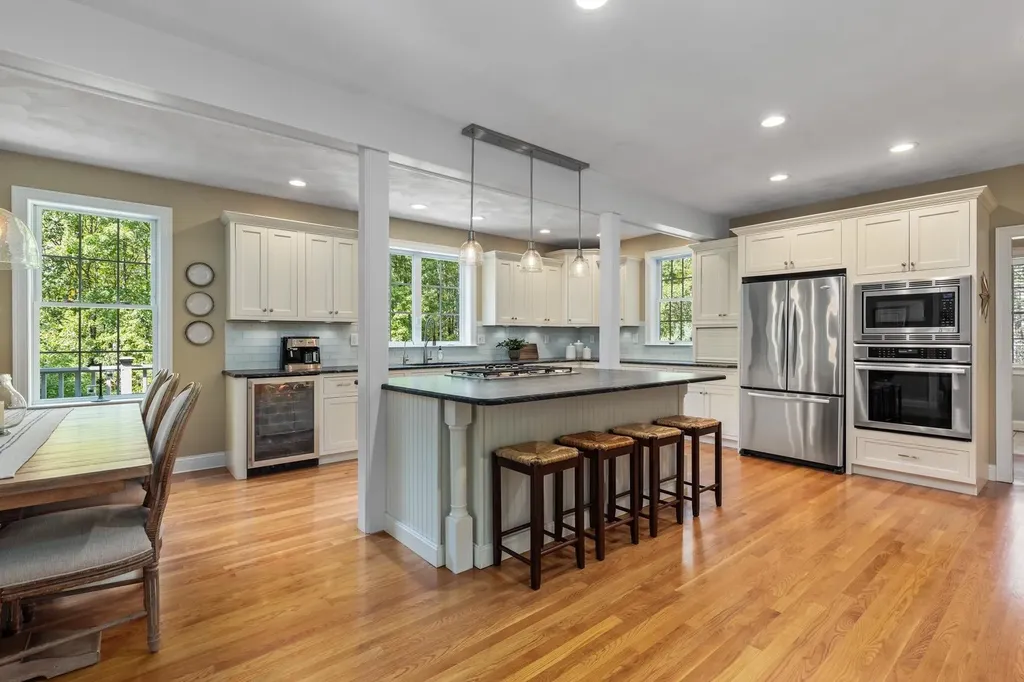 16 Runaway Road Newfields NH 03856