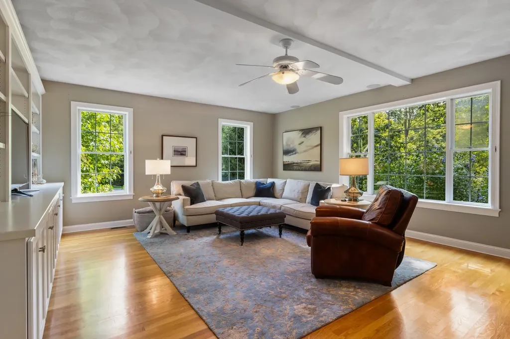 16 Runaway Road Newfields NH 03856