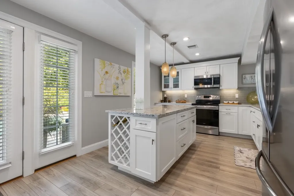 16 Runaway Road Newfields NH 03856