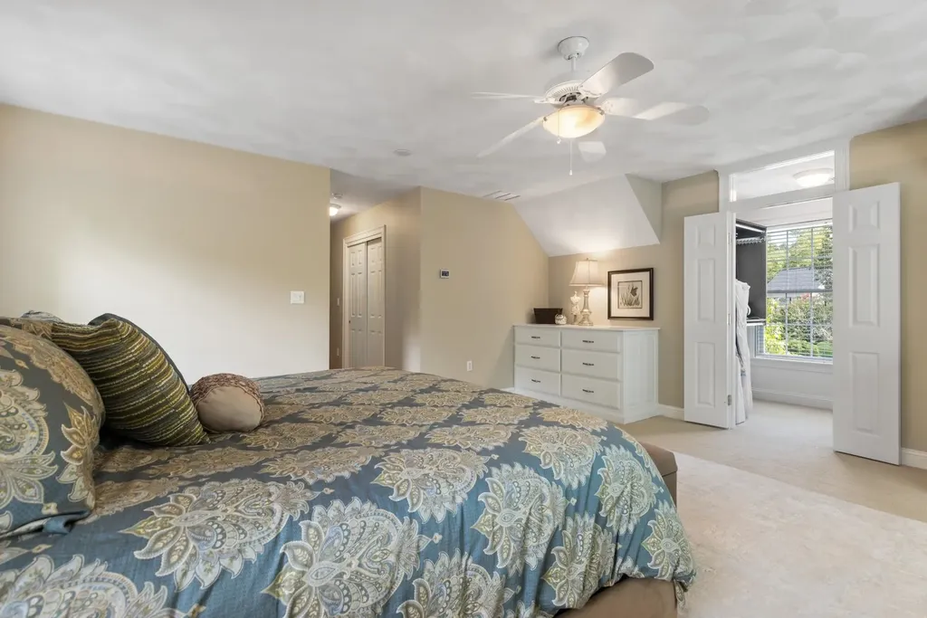 16 Runaway Road Newfields NH 03856