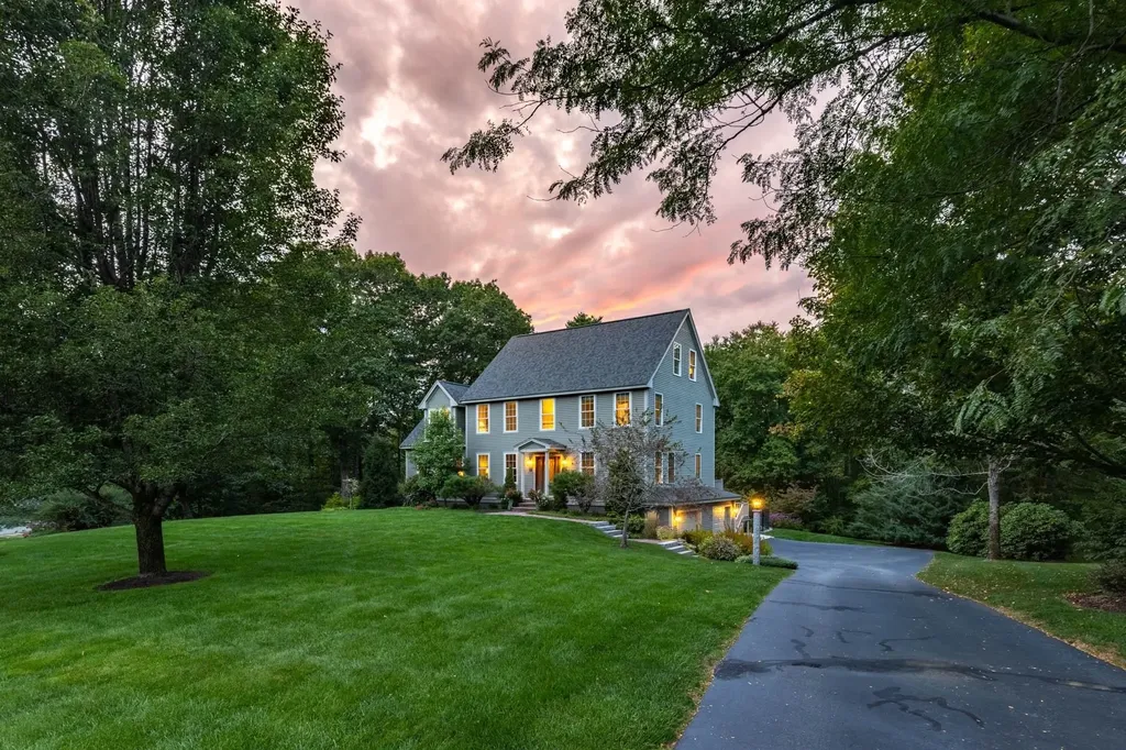 16 Runaway Road Newfields NH 03856