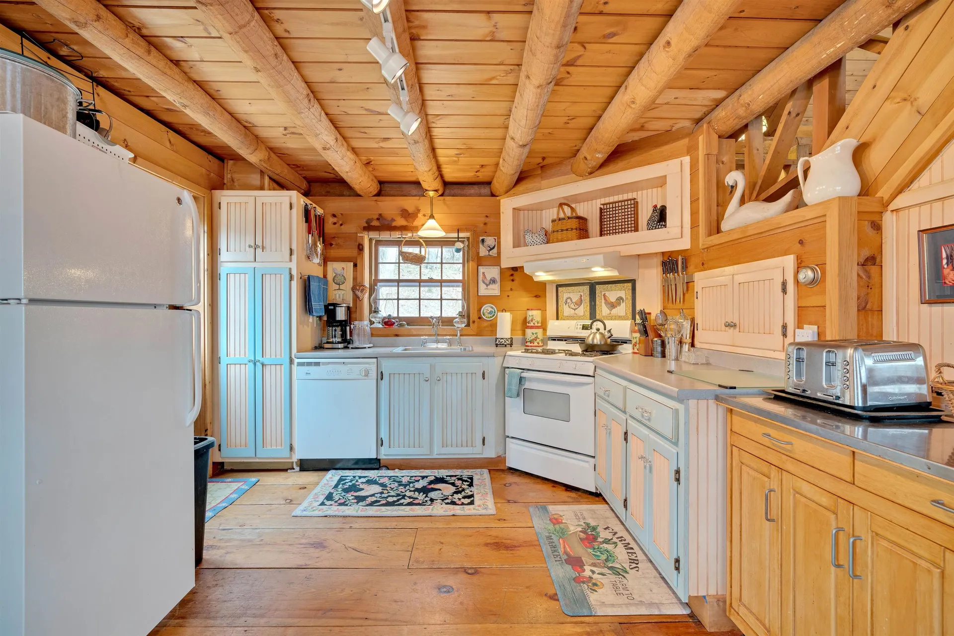 211 Wood Road Hartford VT 05059