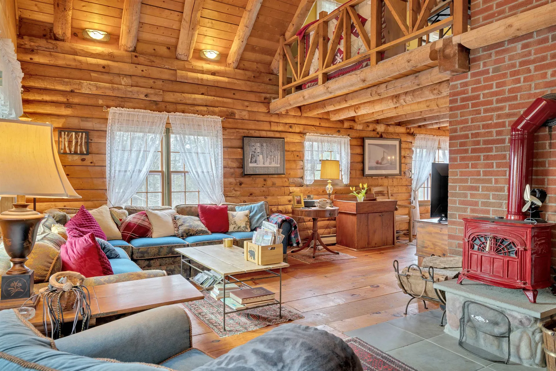 211 Wood Road Hartford VT 05059