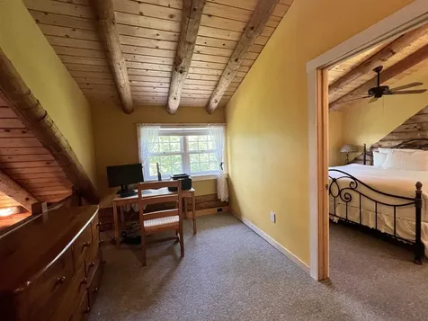 211 Wood Road Hartford VT 05059