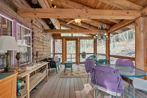 211 Wood Road Hartford VT 05059