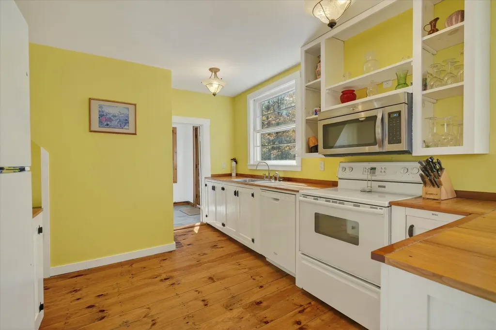 102 Church Street Mount Holly VT 05758