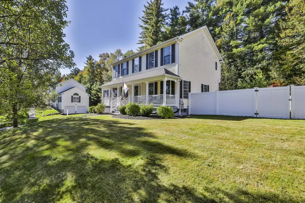 56 Greenfield Parkway Bedford NH 03110