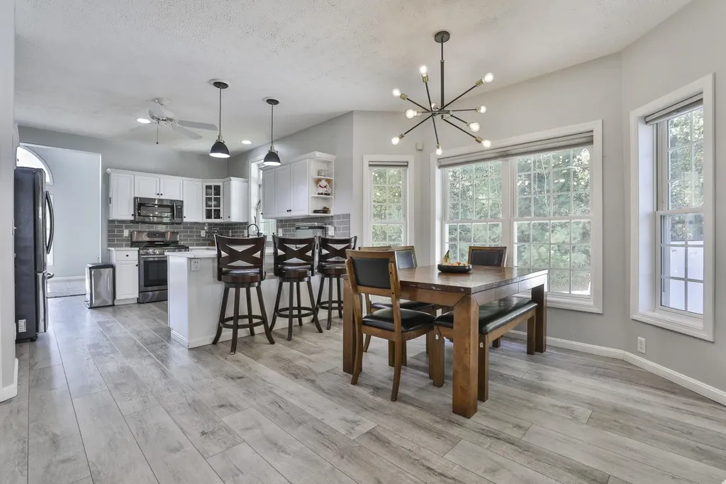 56 Greenfield Parkway Bedford NH 03110