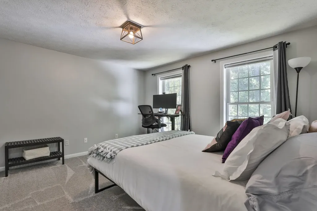 56 Greenfield Parkway Bedford NH 03110