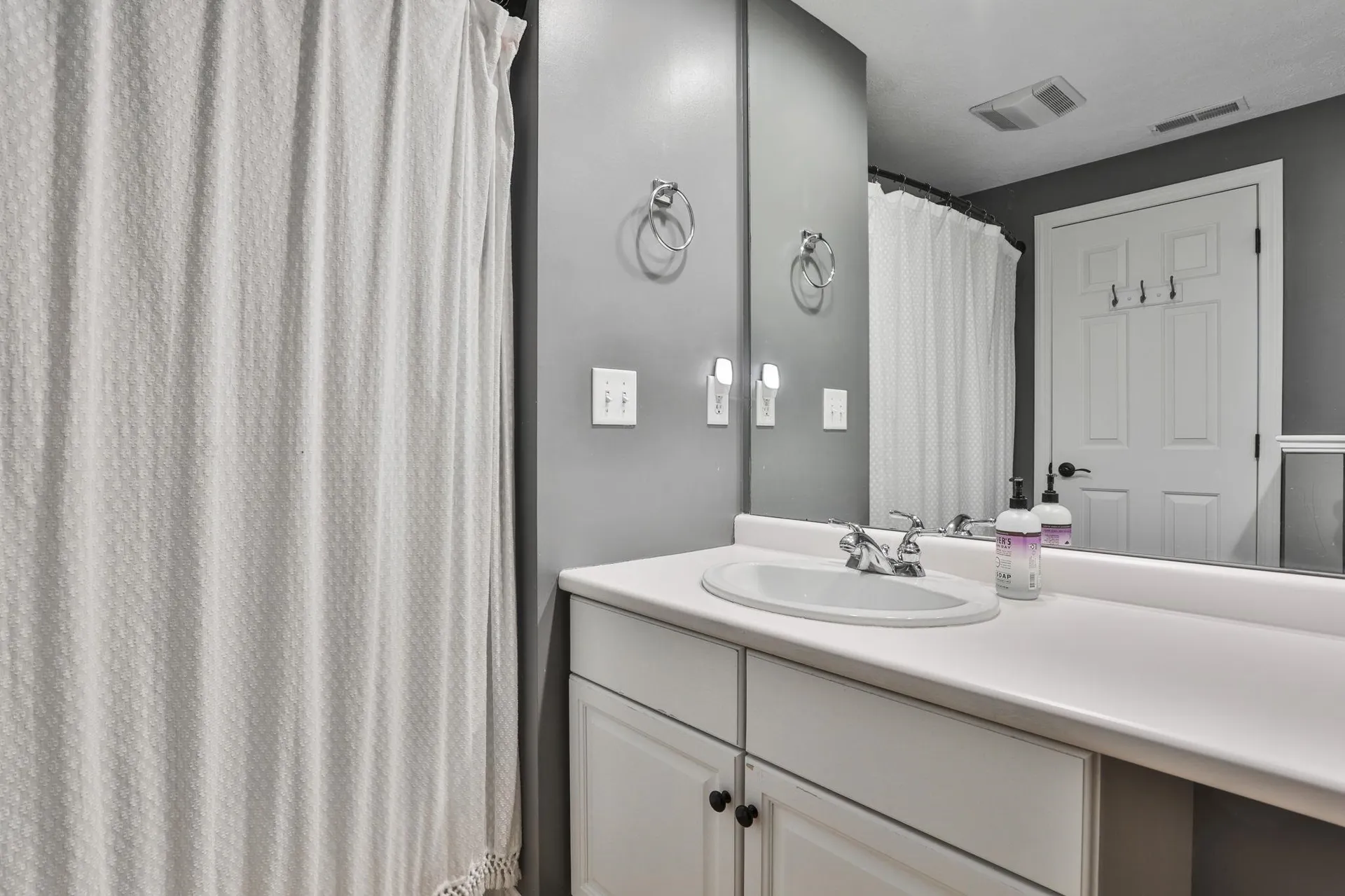 56 Greenfield Parkway Bedford NH 03110