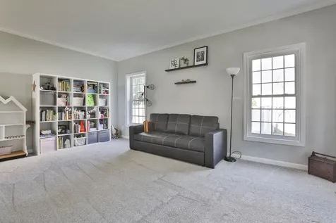 56 Greenfield Parkway Bedford NH 03110