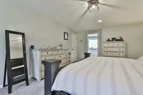 56 Greenfield Parkway Bedford NH 03110