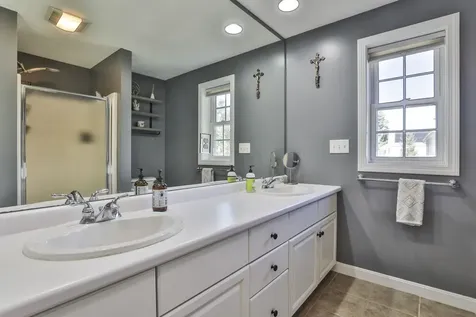 56 Greenfield Parkway Bedford NH 03110