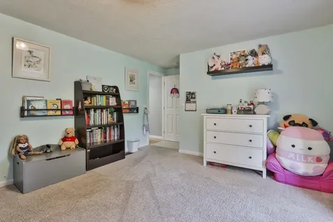 56 Greenfield Parkway Bedford NH 03110