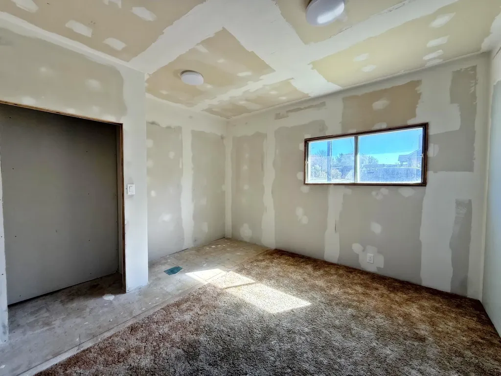 4065 Vt Route 105 Newport Town VT 05857