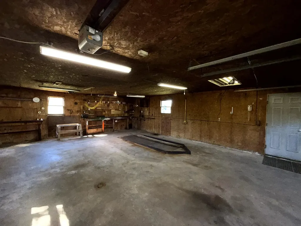 4065 Vt Route 105 Newport Town VT 05857