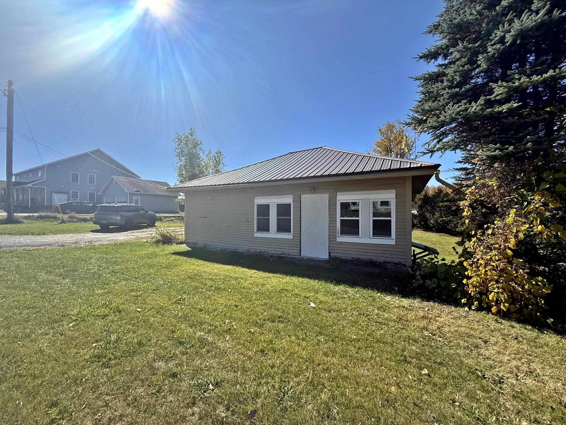 4065 Vt Route 105 Newport Town VT 05857