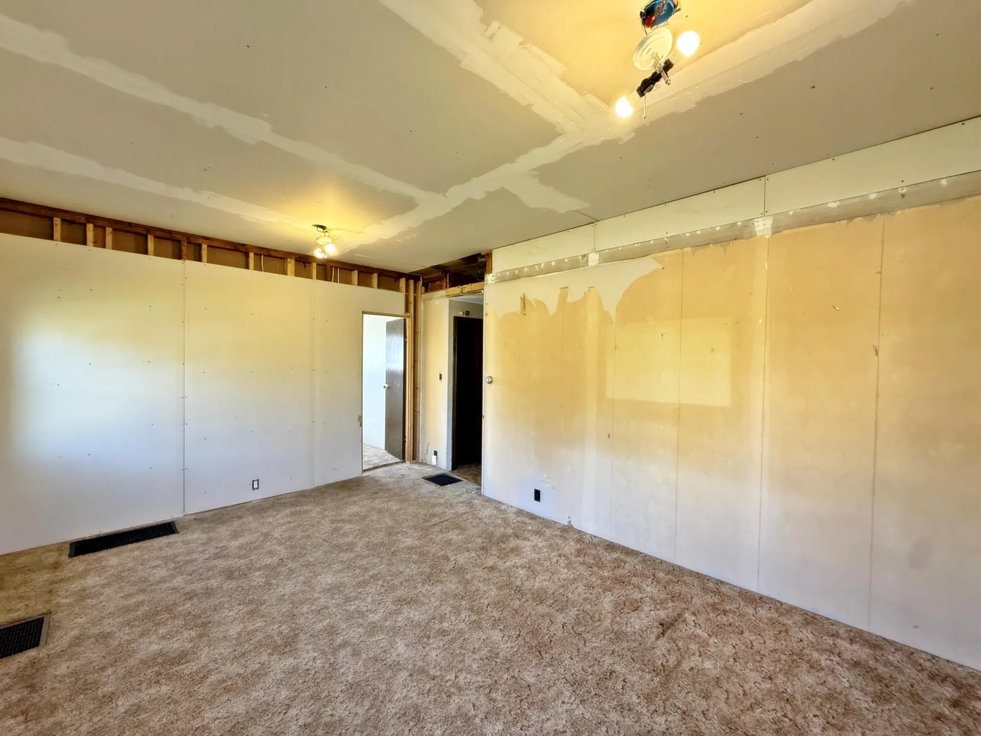 4065 Vt Route 105 Newport Town VT 05857