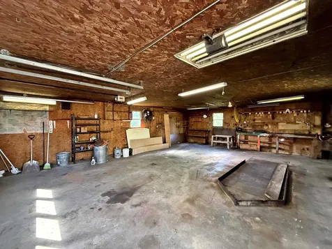 4065 Vt Route 105 Newport Town VT 05857