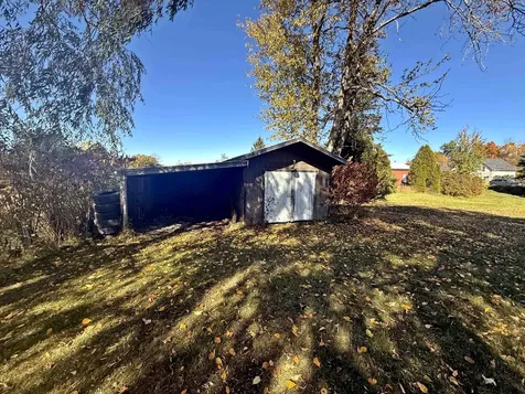 4065 Vt Route 105 Newport Town VT 05857