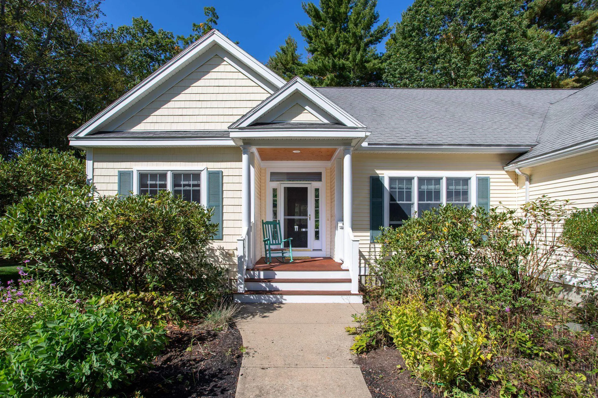 16 Parkman Brook Lane Stratham NH 03885