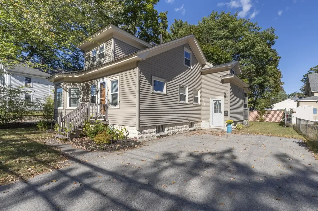 166 Village Street Concord NH 03303