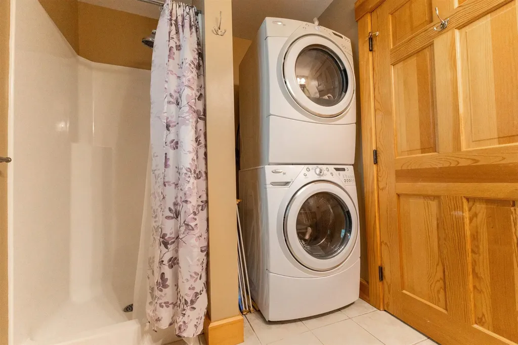 89 Steele Road Peterborough NH 03458