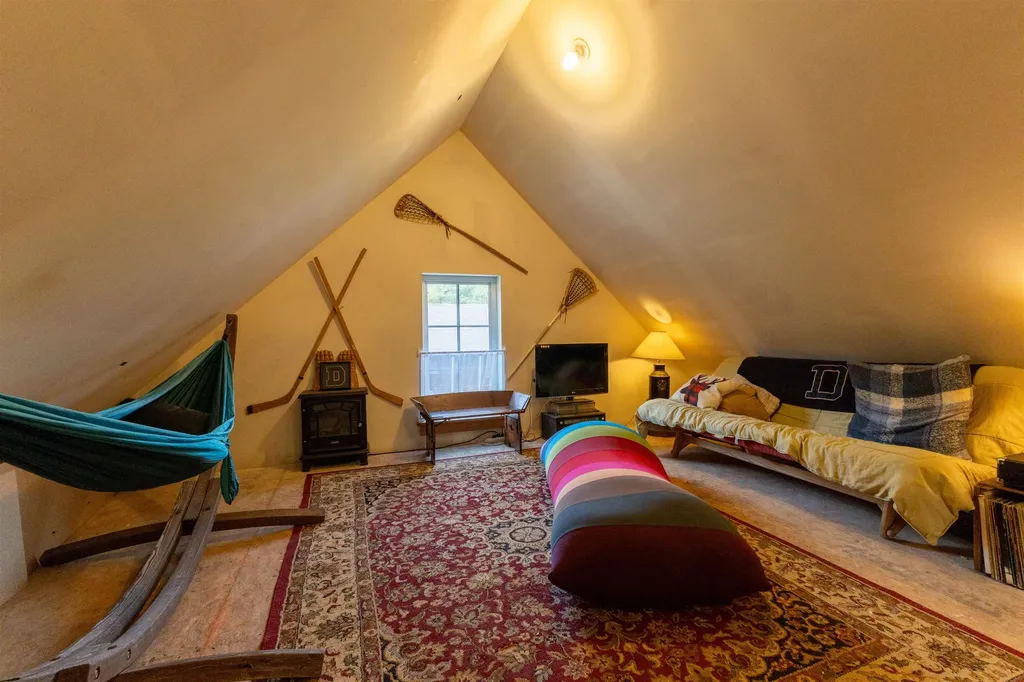 89 Steele Road Peterborough NH 03458