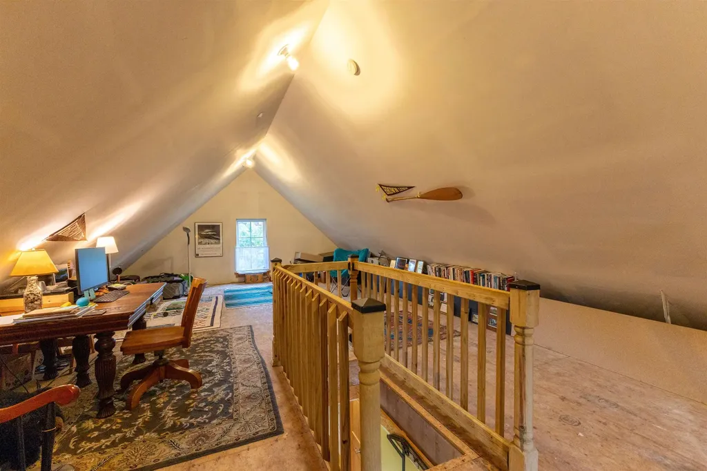 89 Steele Road Peterborough NH 03458