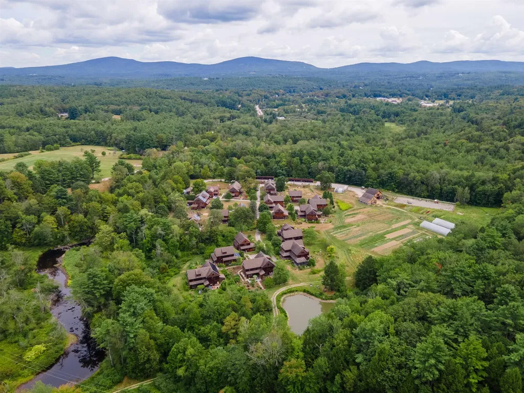 89 Steele Road Peterborough NH 03458