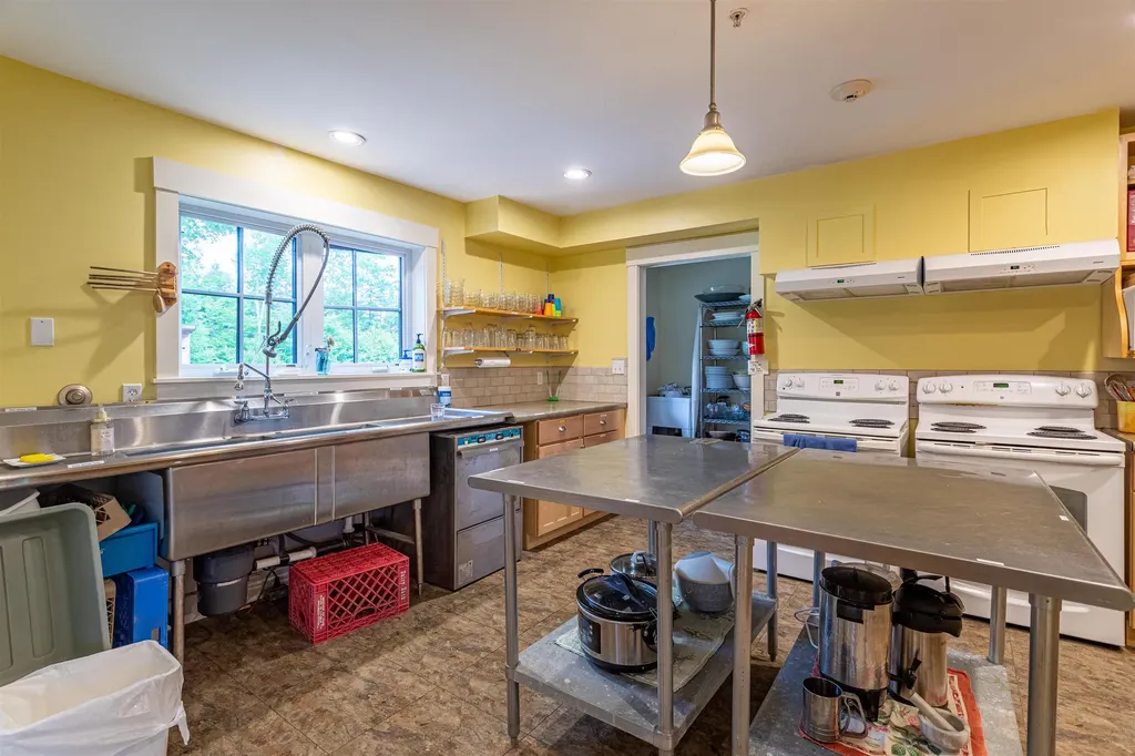 89 Steele Road Peterborough NH 03458