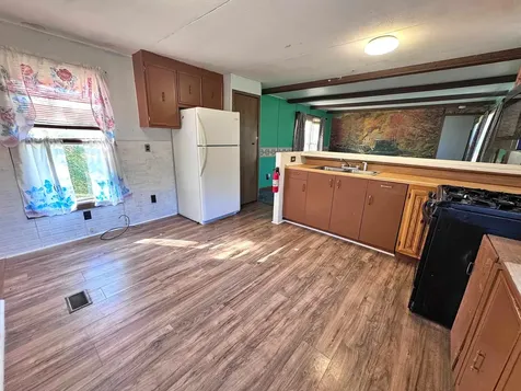 889 Overlea Road Bennington VT 05201