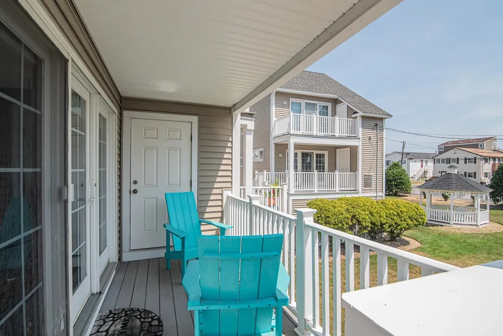 595 North End Boulevard Salisbury MA 01952