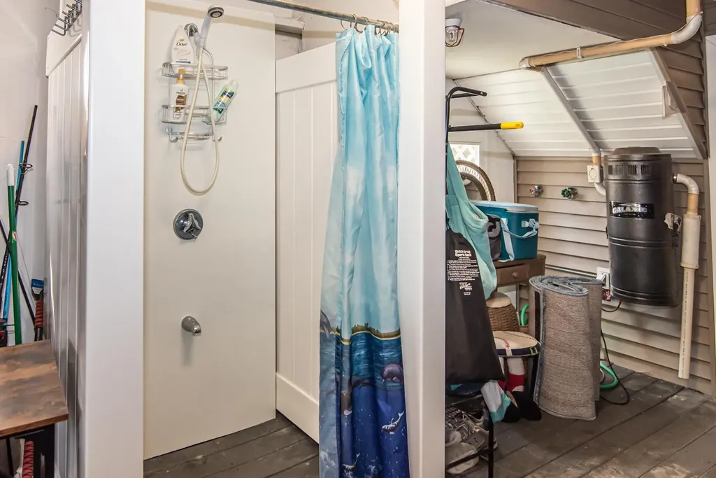 595 North End Boulevard Salisbury MA 01952