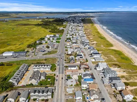 595 North End Boulevard Salisbury MA 01952