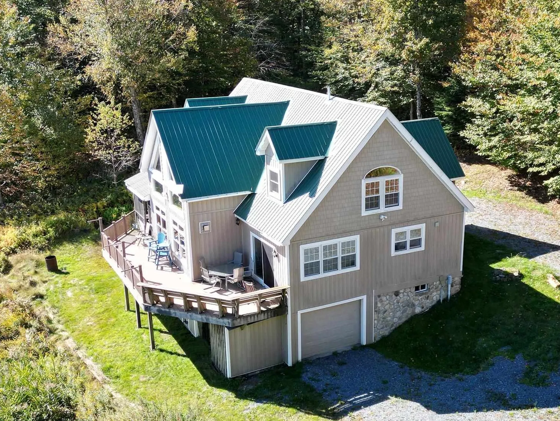 825 Case Lane Readsboro VT 05350