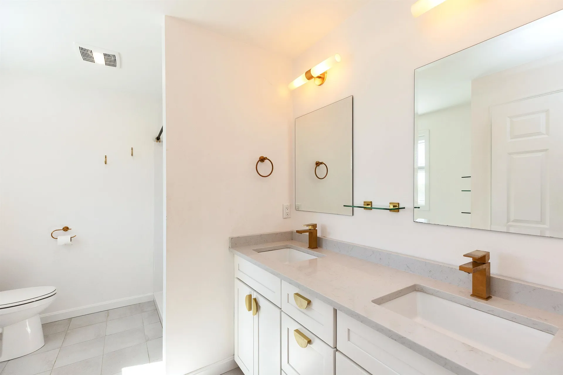 163 Woodview Way Manchester NH 03102