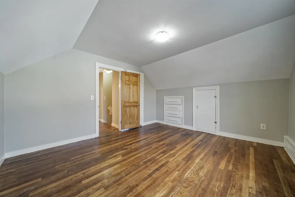 87 Harrington Avenue Manchester NH 03103