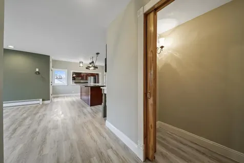 87 Harrington Avenue Manchester NH 03103