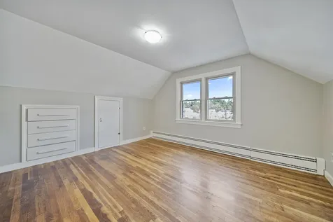 87 Harrington Avenue Manchester NH 03103