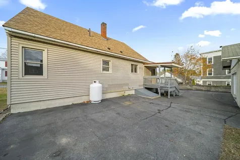 87 Harrington Avenue Manchester NH 03103