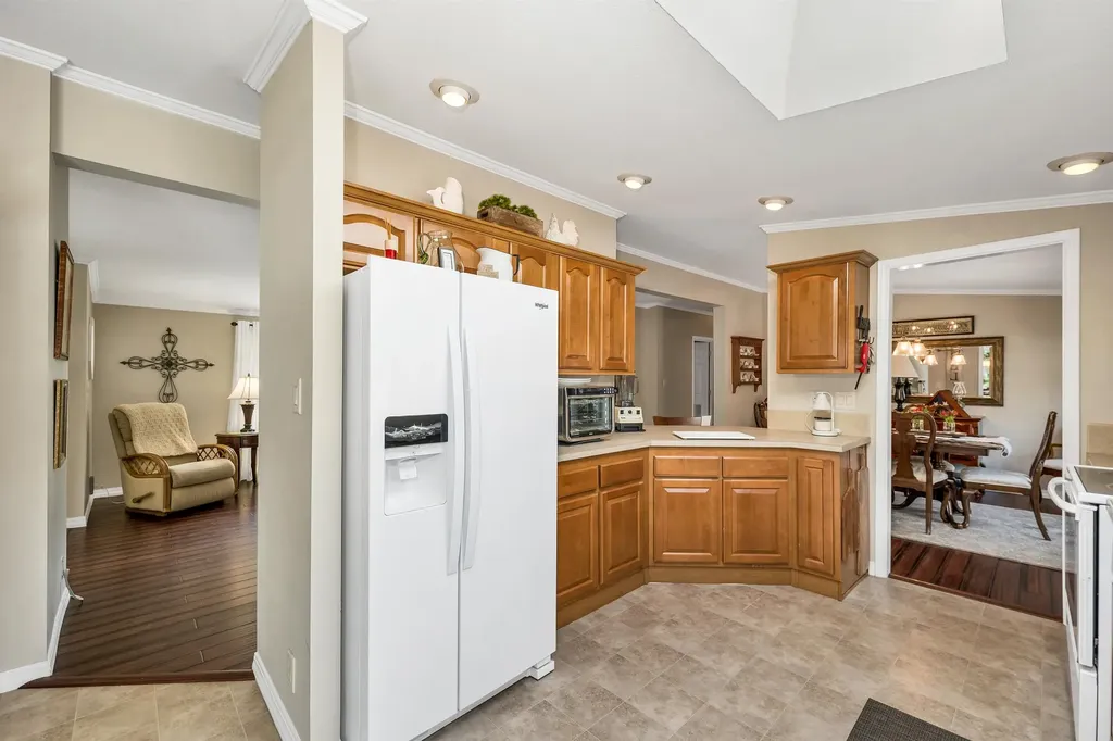 41 Holly Circle North Hampton NH 03862