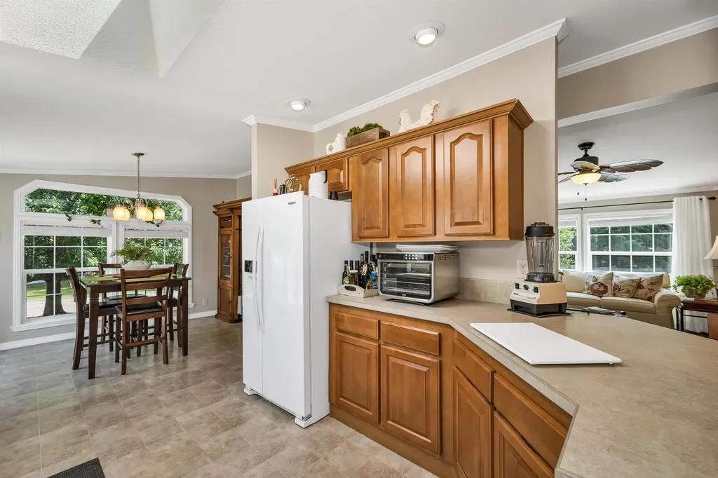 41 Holly Circle North Hampton NH 03862