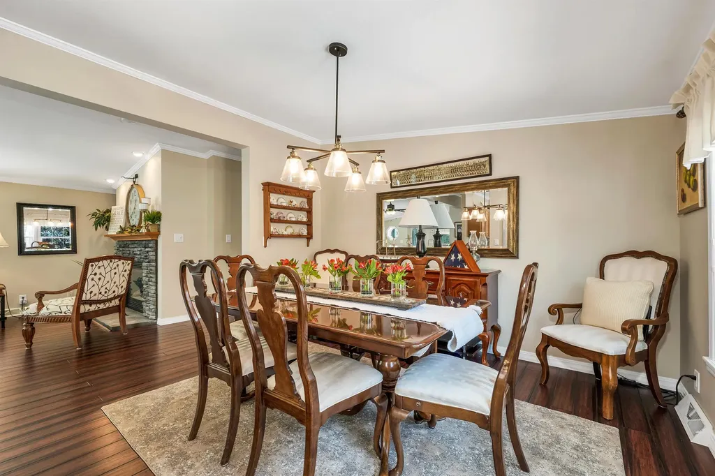 41 Holly Circle North Hampton NH 03862