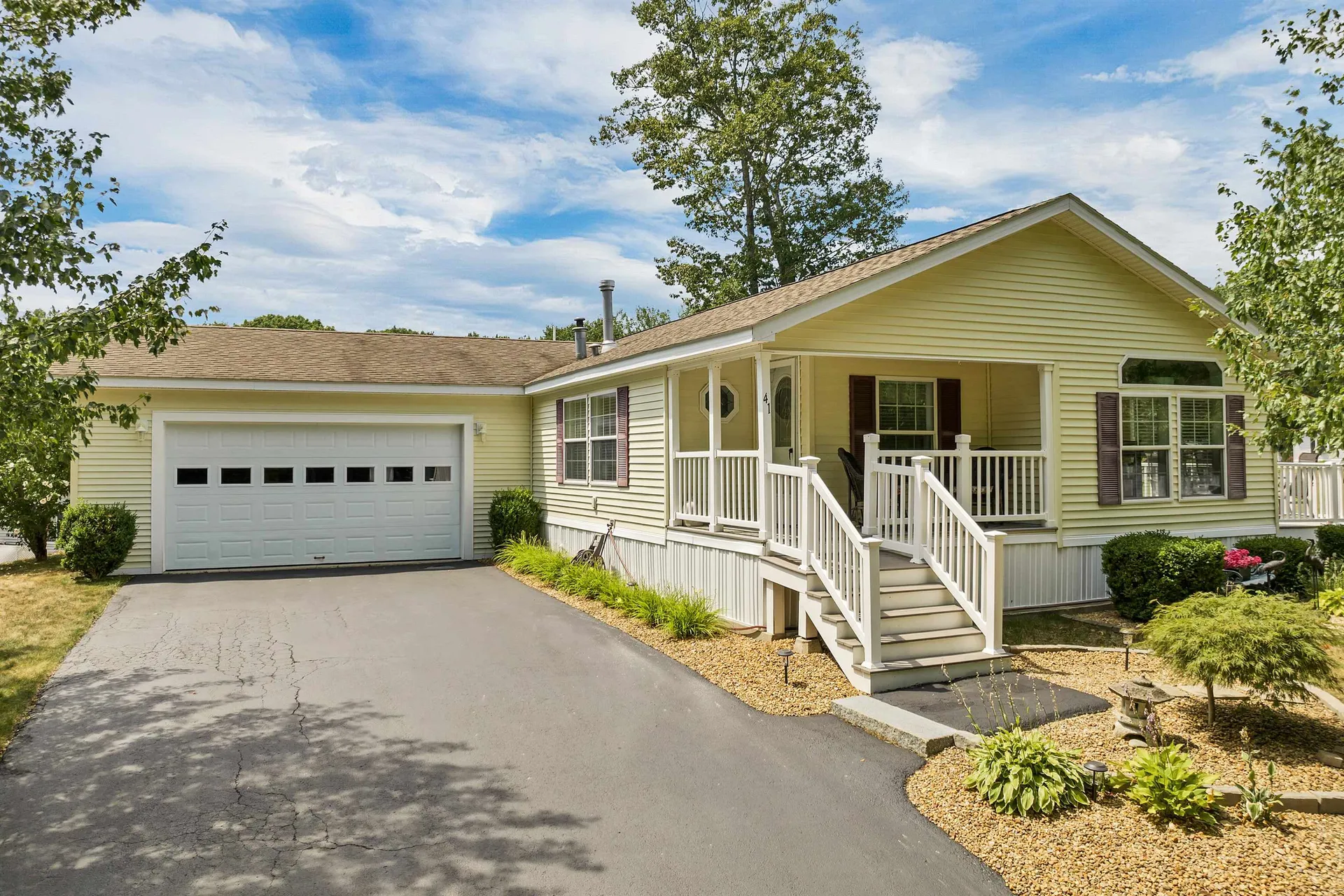 41 Holly Circle North Hampton NH 03862