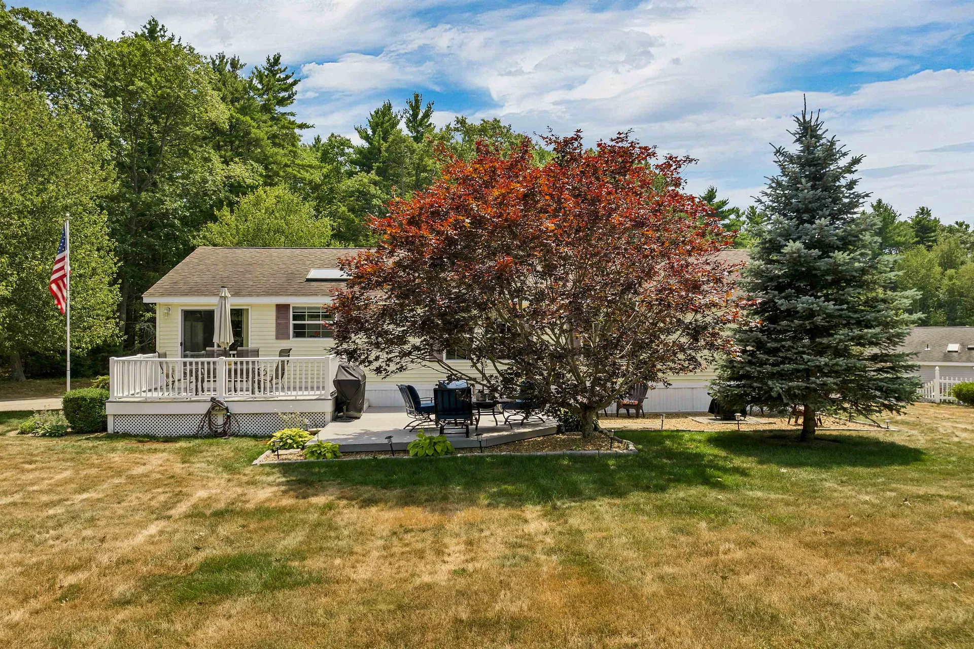 41 Holly Circle North Hampton NH 03862