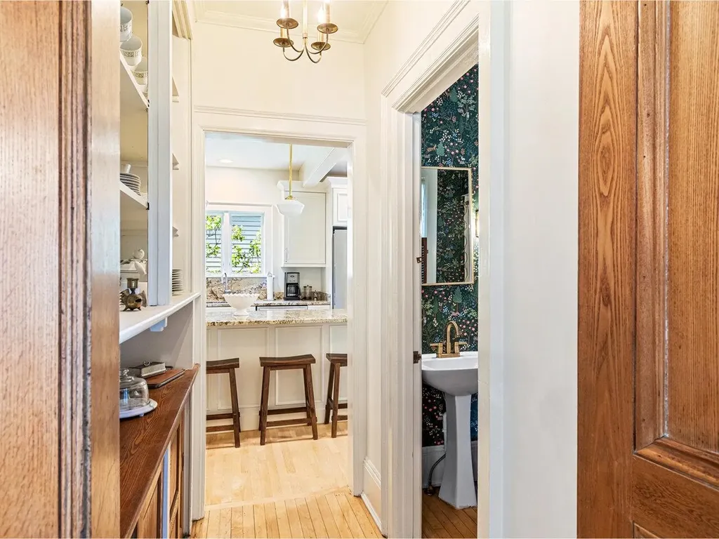 124 Spruce Street Burlington VT 05401