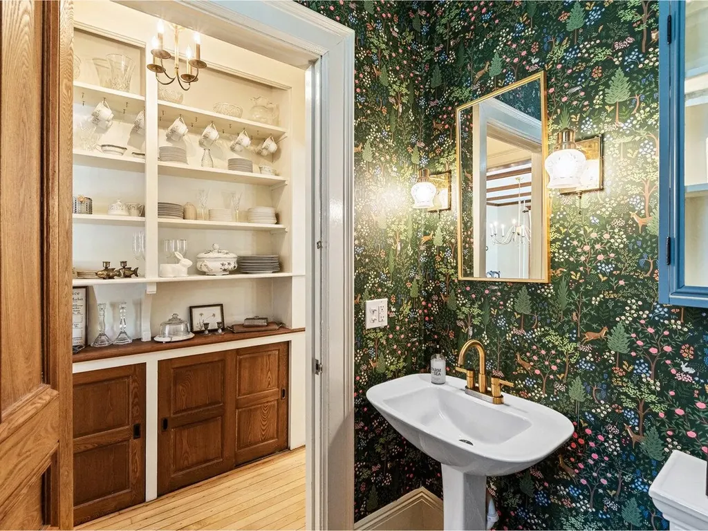 124 Spruce Street Burlington VT 05401