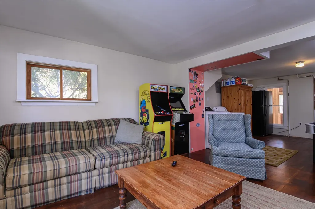 329 Main Street Cavendish VT 05153